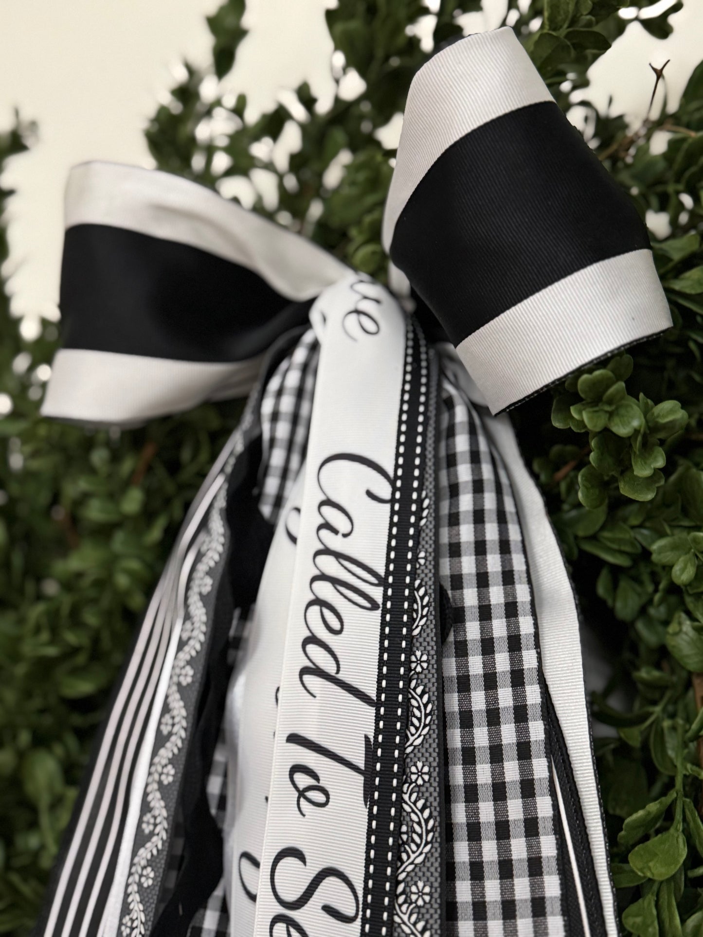Black & White Missionary with Bow