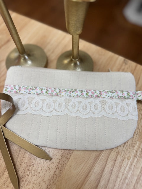 Chloe Pouch