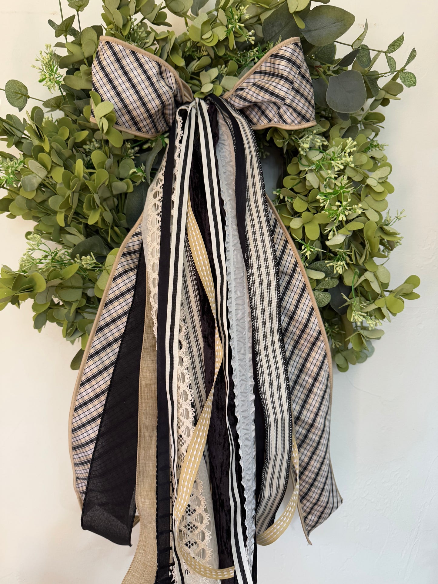The Perfect Neutral with Bow