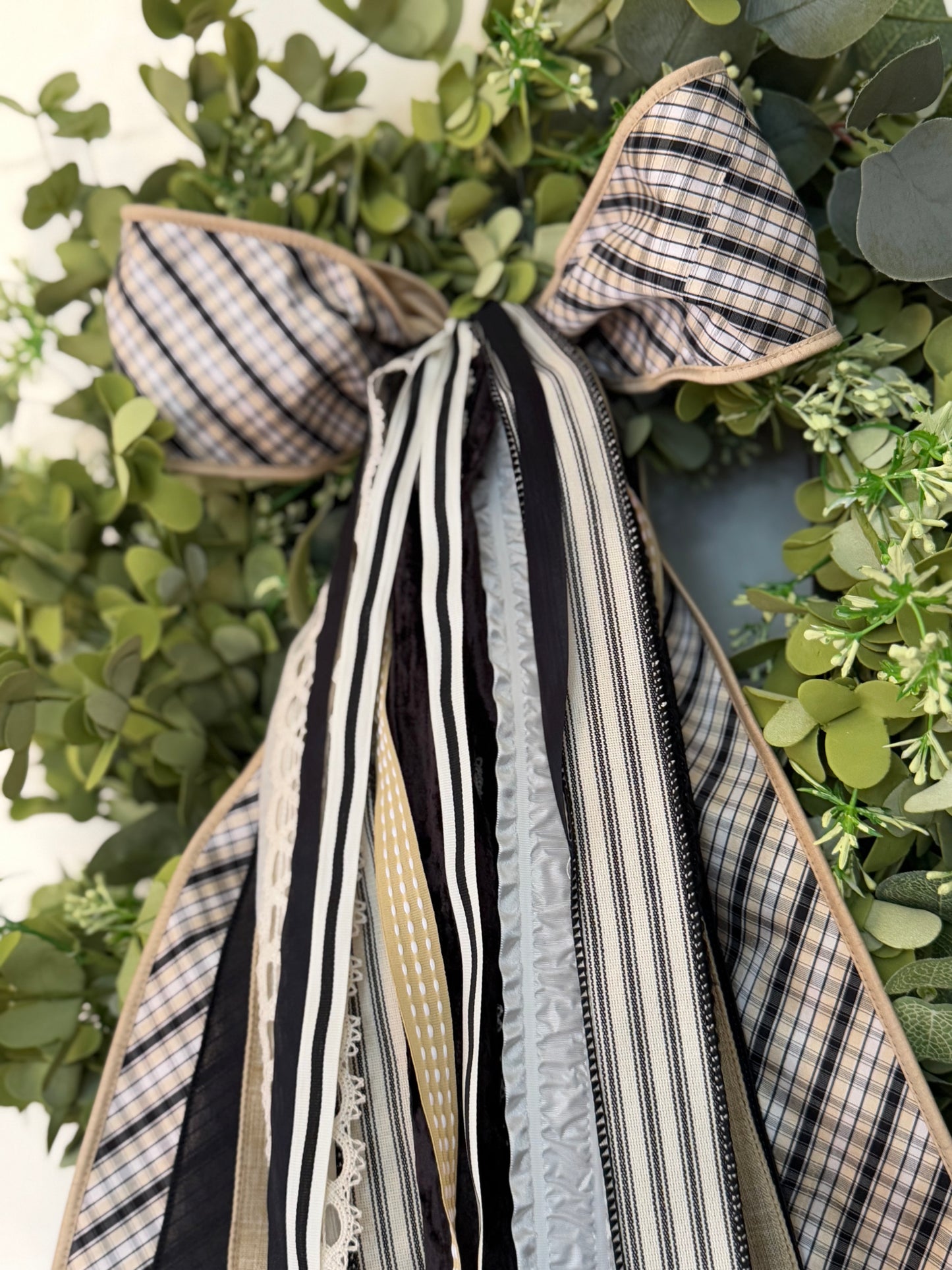The Perfect Neutral with Bow