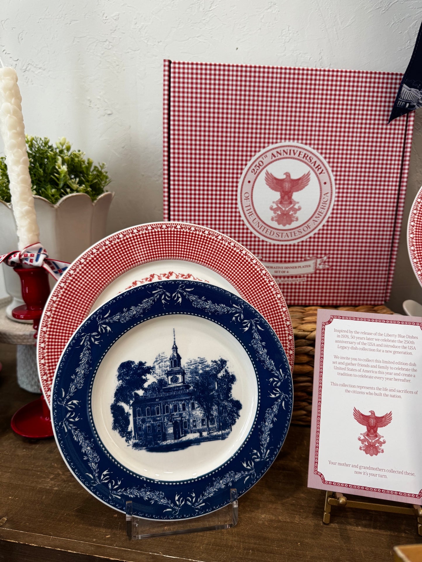 Display Combo Dinner Plate Homestead Red & Salad Plate Independence Blue