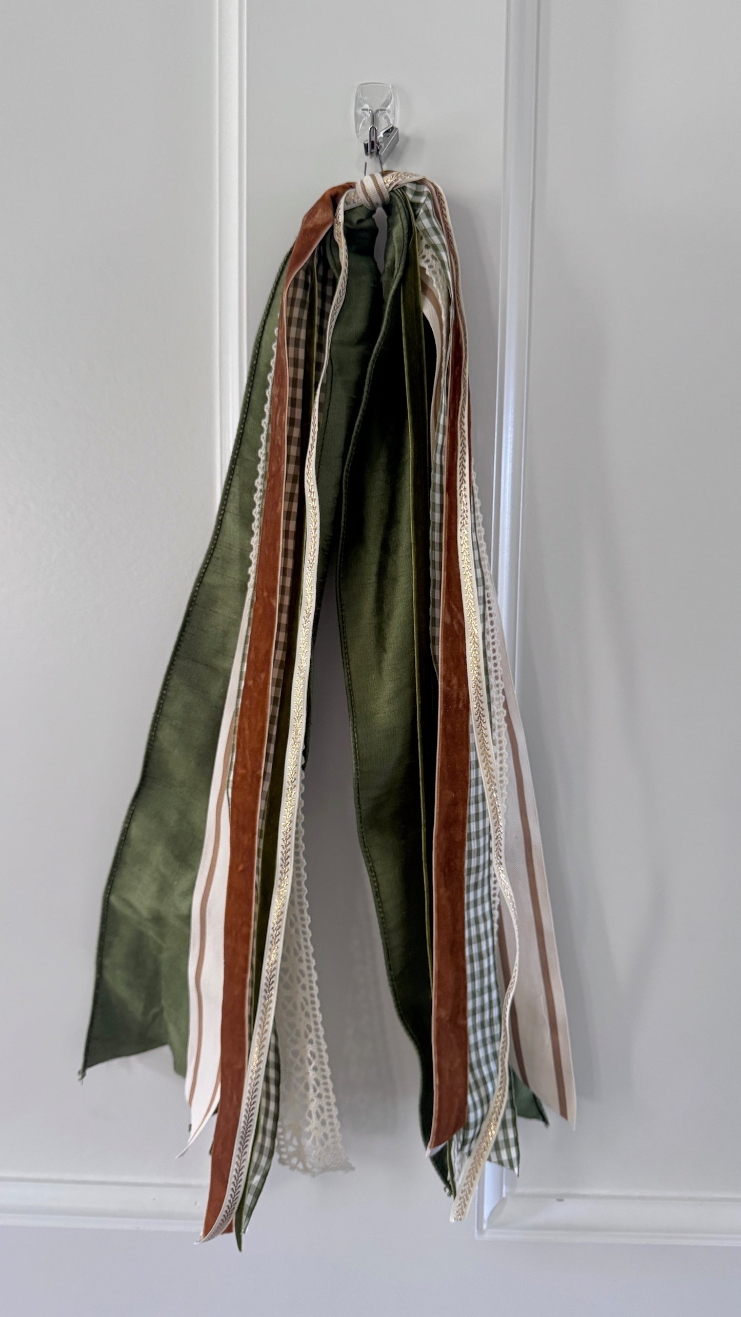 Lauren Oviatt Moss Ribbon Set