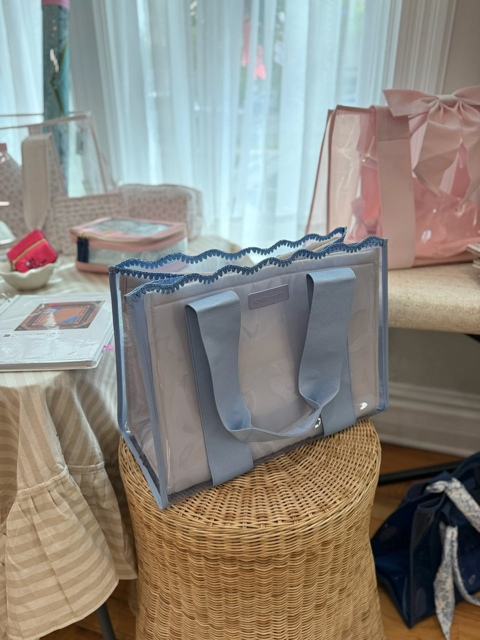 Case Mate Carolina Blue Crochet Wave Tote