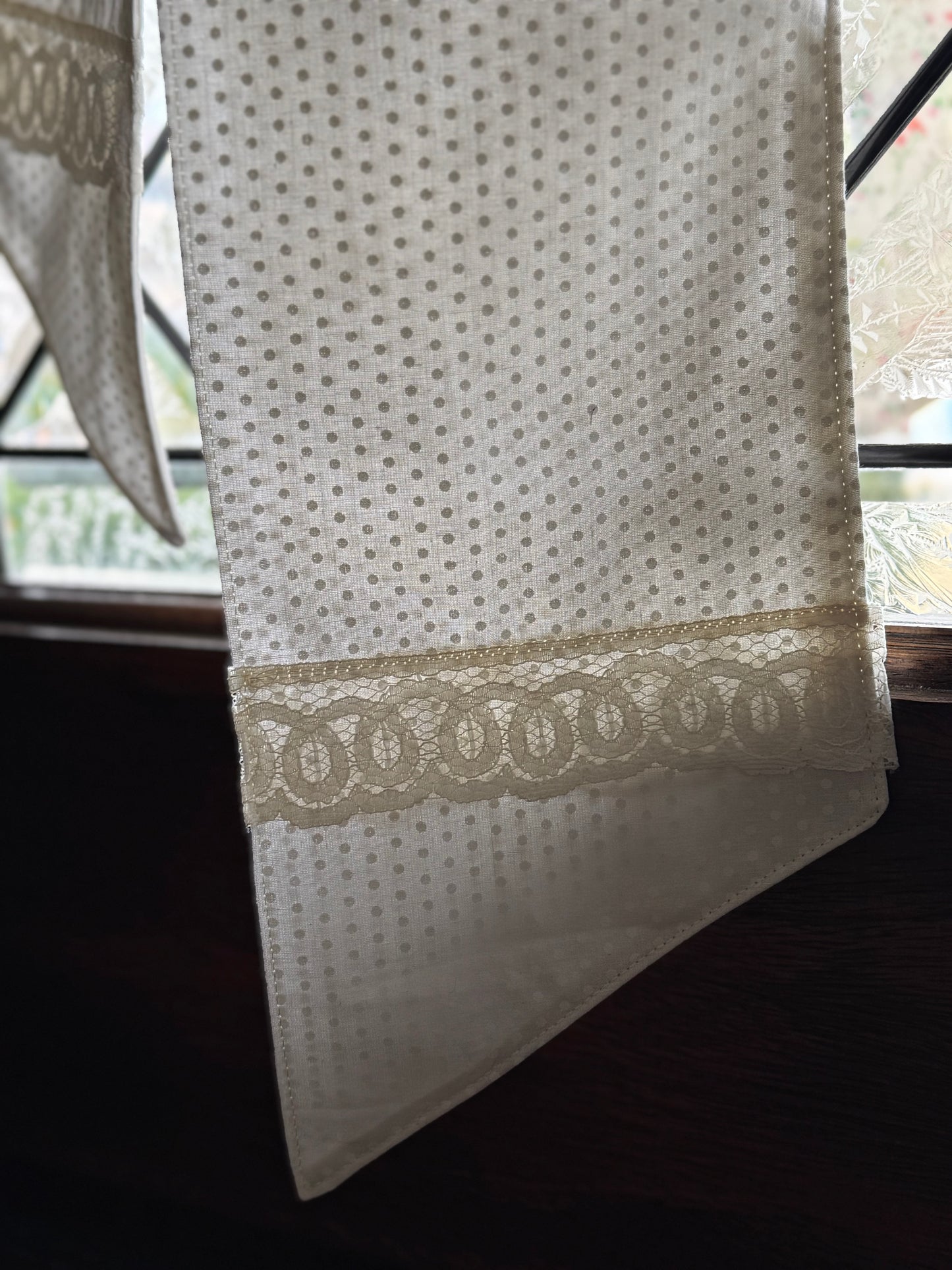 White Dots Sash with Lace