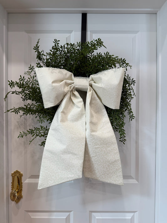 Lauren Oviatt Ivory Floral Grand Bow
