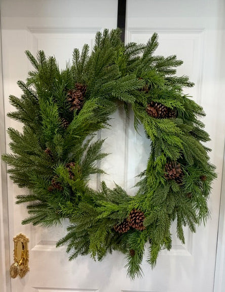 Evergreen & Pinecone