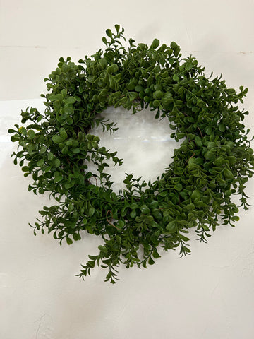 32" Boxwood Wreath