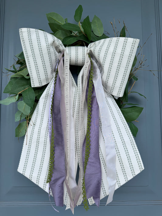 The Kelly Bow Mother’s Day Edition