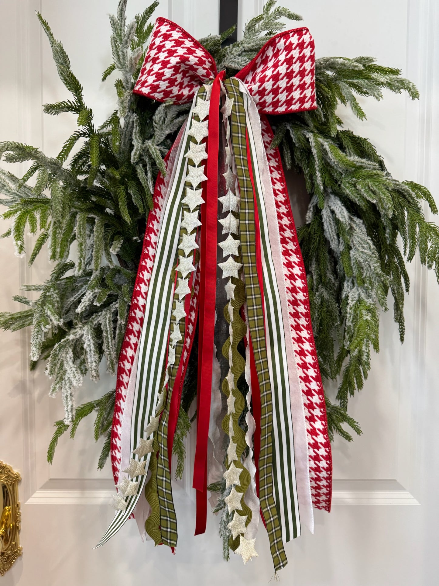 Houndstooth Holidays