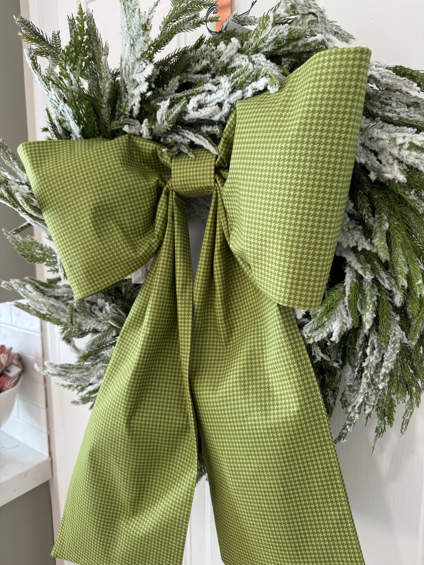 Christmas Green Houndstooth Grand Bow